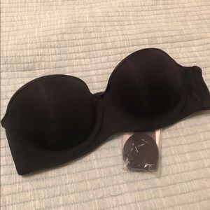 Strapless bra